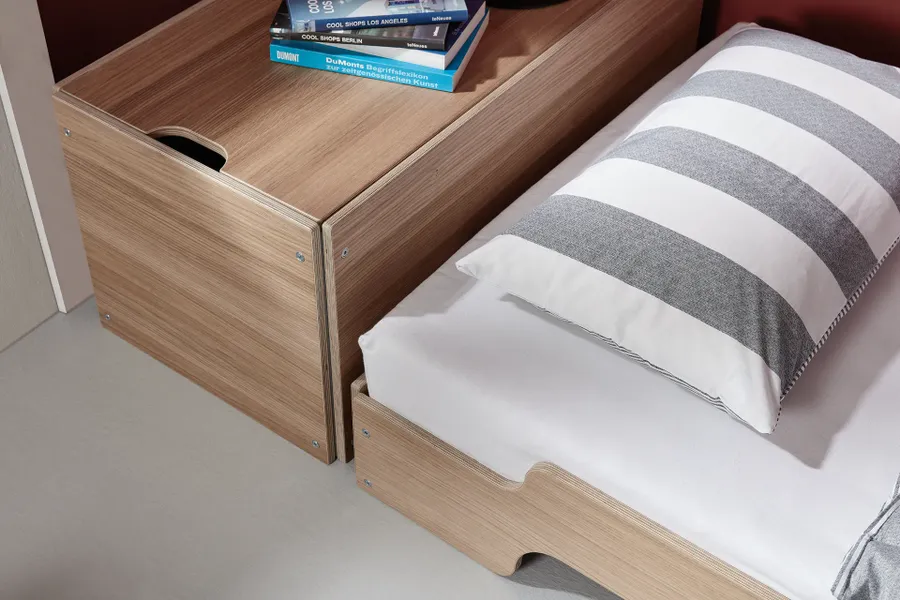 Müller Bed Base With Drawer Chests of Drawers