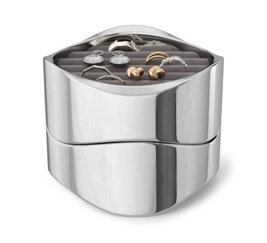 Umbra Wavy Jewelry Organizer