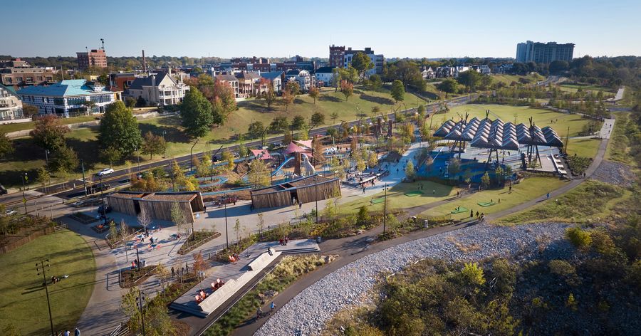 Tom Lee Park