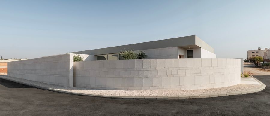 Tneib House