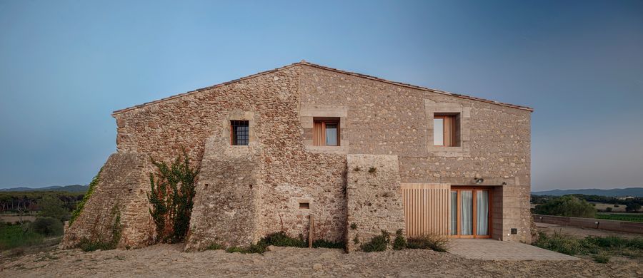 House 1627