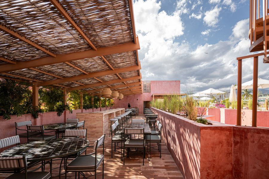 Laiva Plaza Hotel