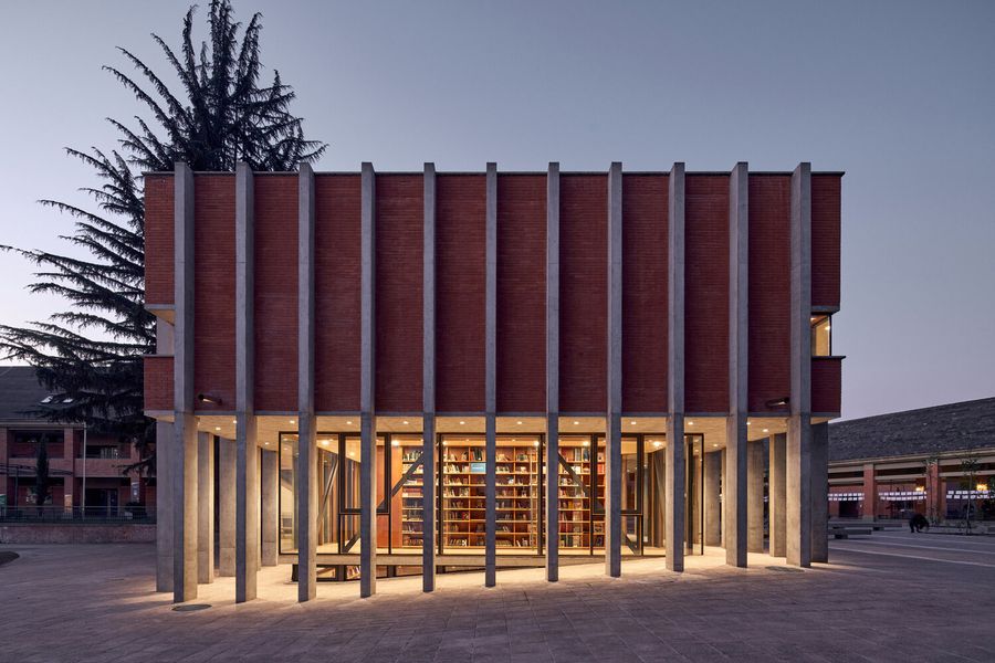 Tabancura School Library Pavilion