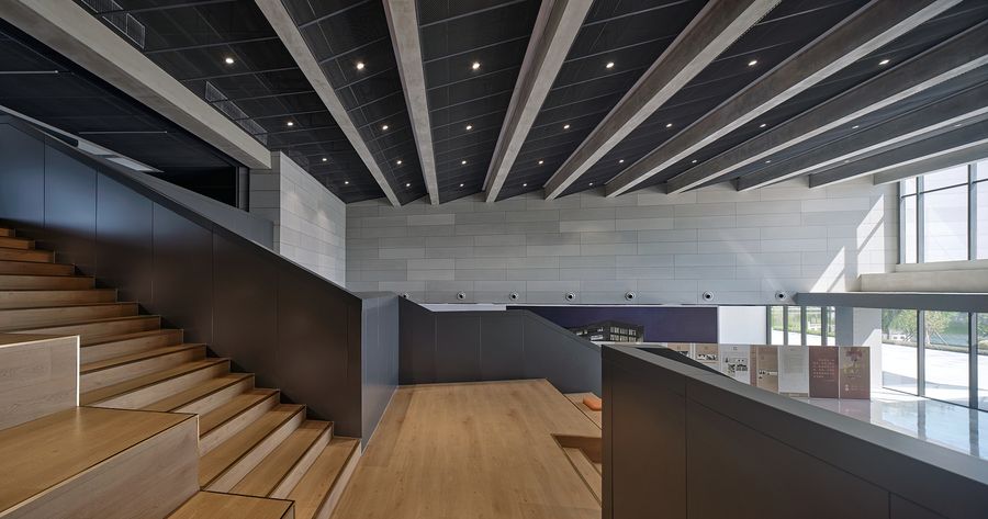 Shanghai Jiao Tong University Student Service Center